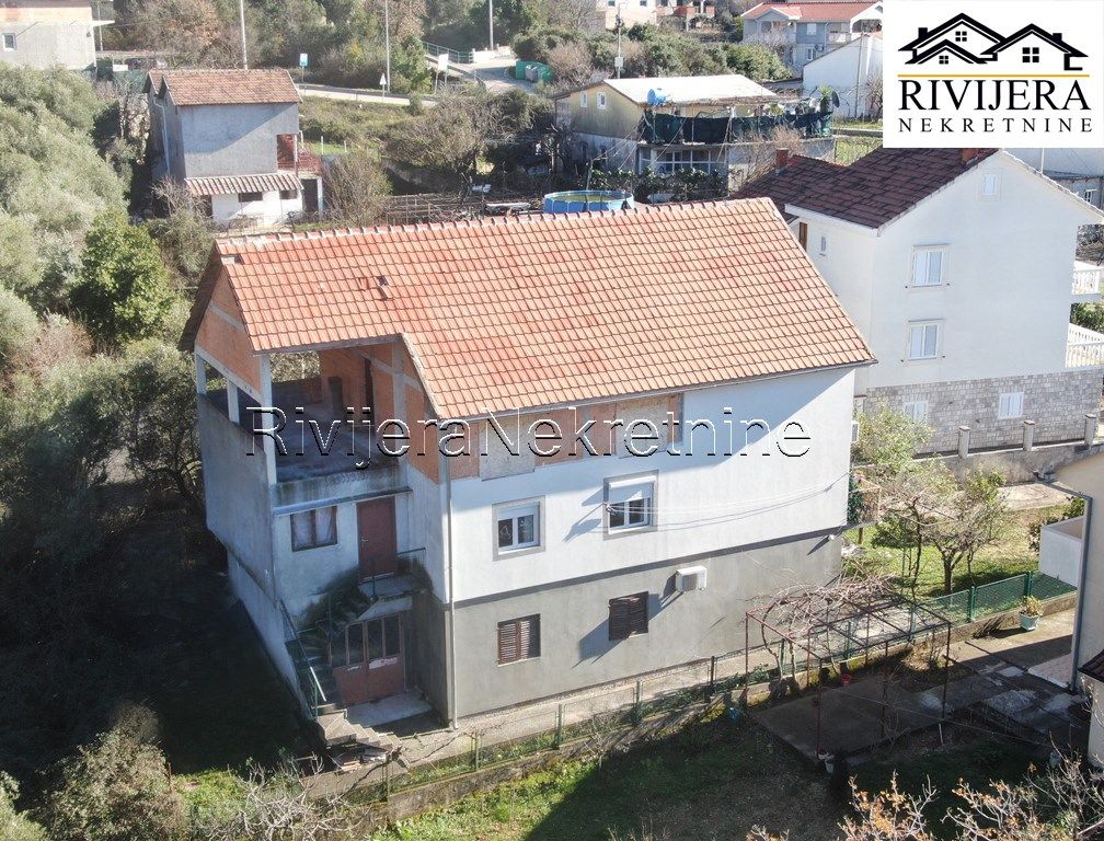 Casa en Herceg-Novi, Montenegro, 324 m² - imagen 6