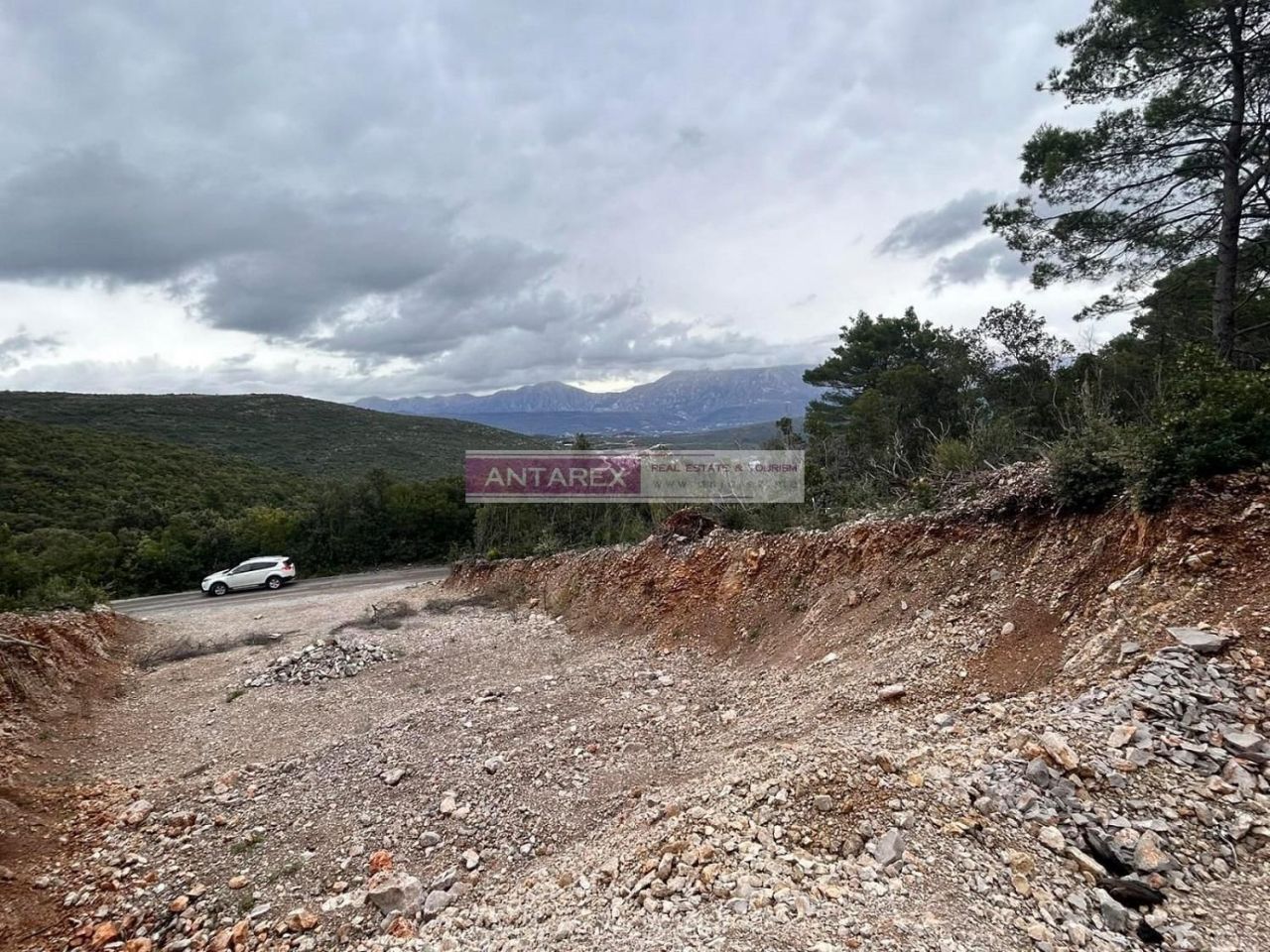 Terreno en Luštica, Montenegro, 2 600 m² - imagen 1