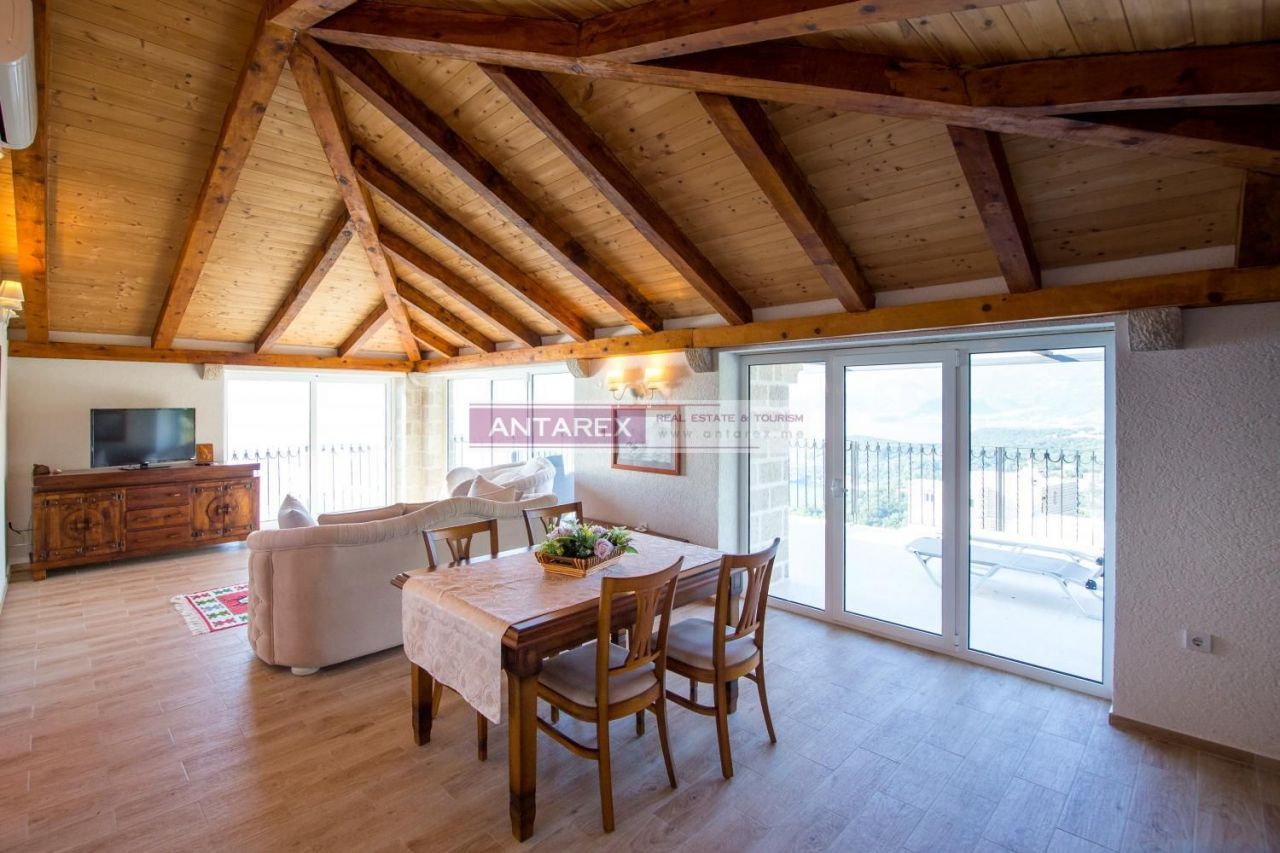 Apartment in Rezevici, Montenegro, 91 m² - picture 4