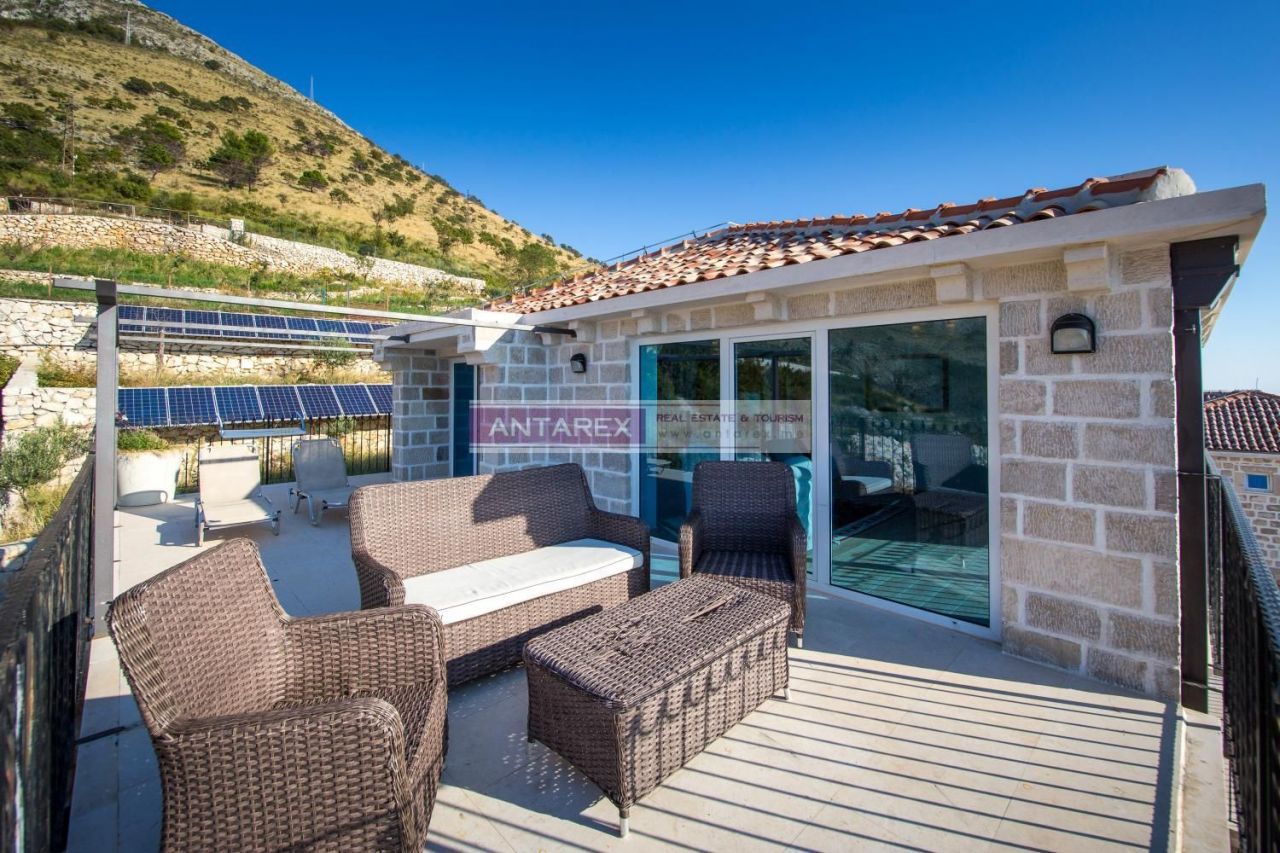 Apartment in Rezevici, Montenegro, 91 m² - picture 13