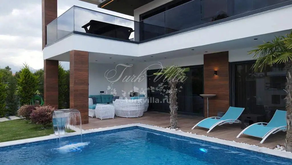 Villa à Camyuva, Turquie, 280 m² - image 1