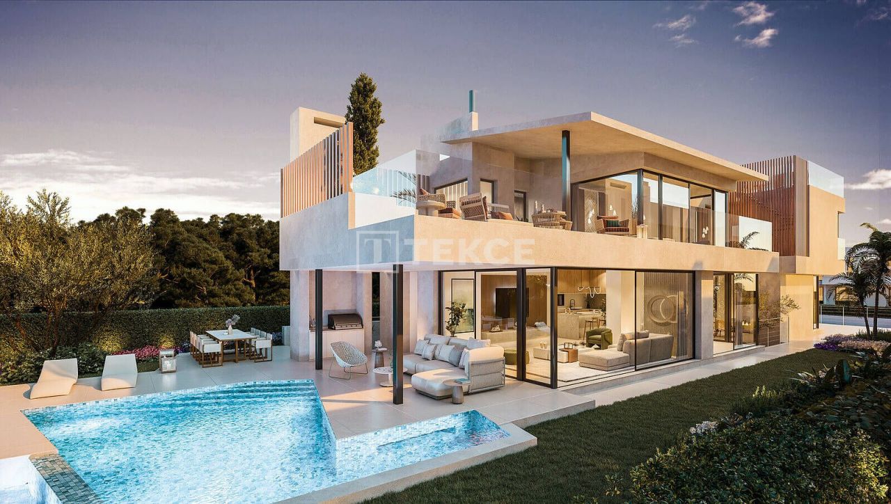 Villa en Fuengirola, España, 490 m² - imagen 1