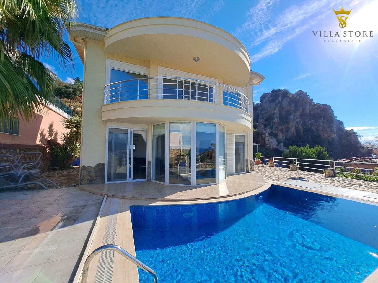 Villa à Alanya, Turquie, 300 m² - image 1