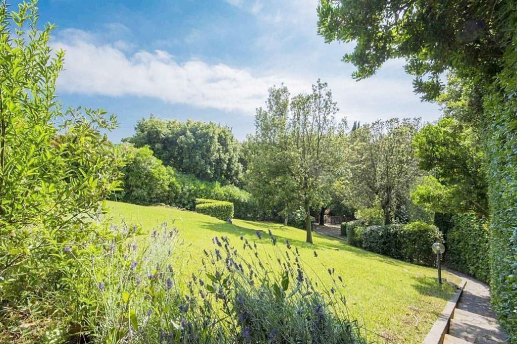 Villa à Punta Ala, Italie, 300 m² - image 7