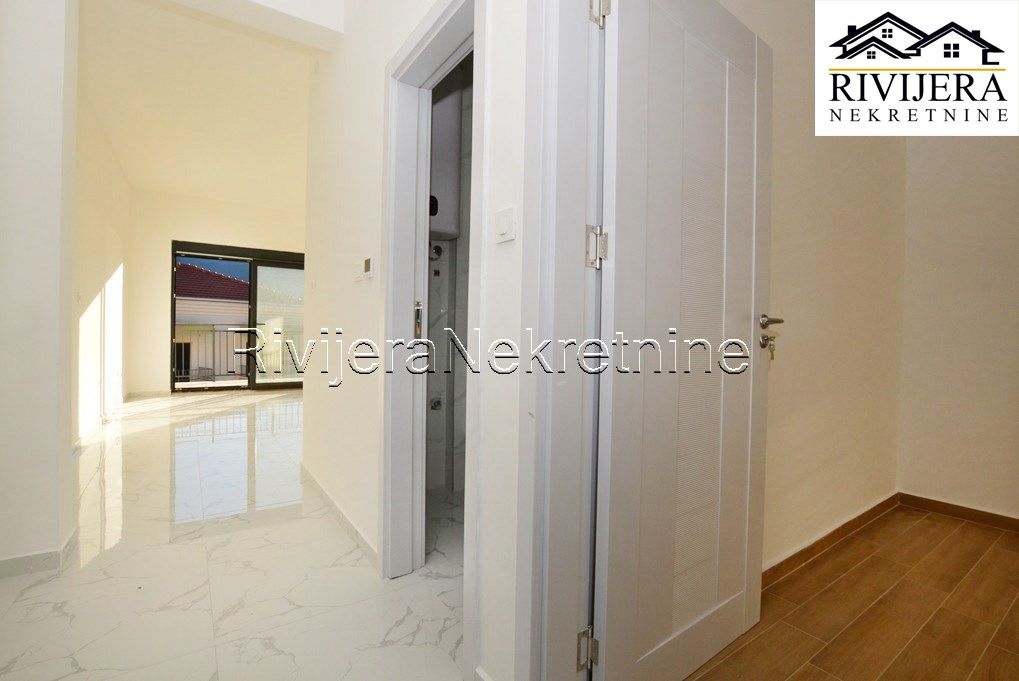 Flat in Herceg-Novi, Montenegro, 49 m² - picture 6