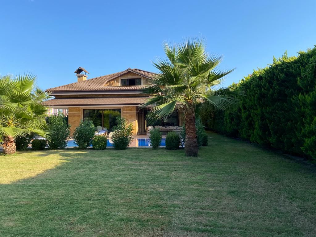 Villa à Kemer, Turquie, 280 m² - image 1