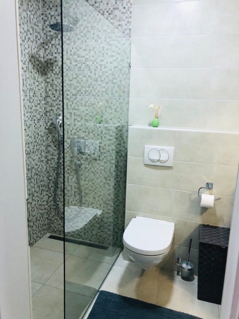 Piso en Budva, Montenegro, 68 m² - imagen 8