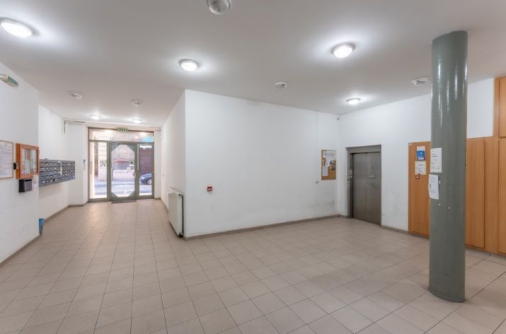 Flat in Budapest, Hungary, 62 m² - picture 3