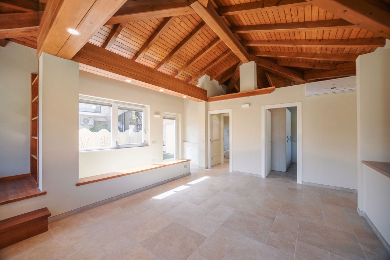 Villa à San Remo, Italie, 150 m² - image 6