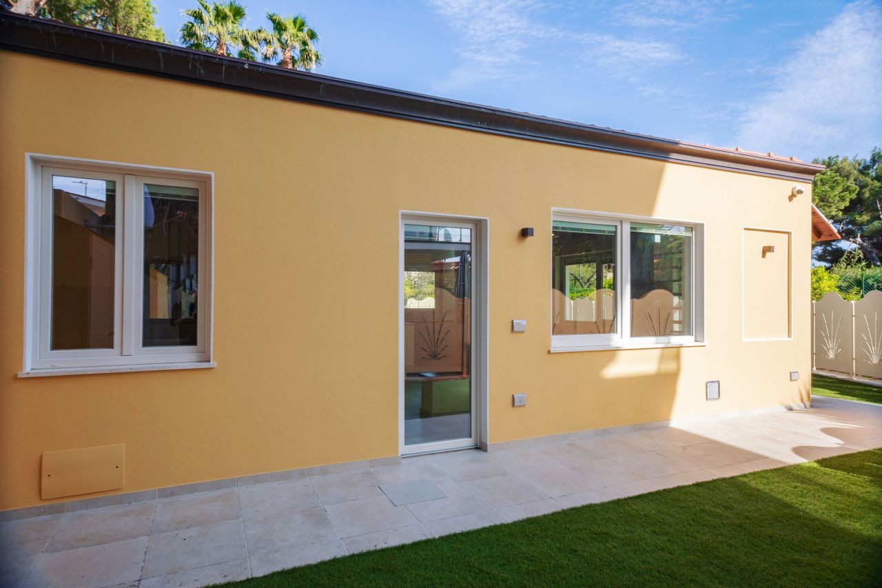 Villa à San Remo, Italie, 150 m² - image 17