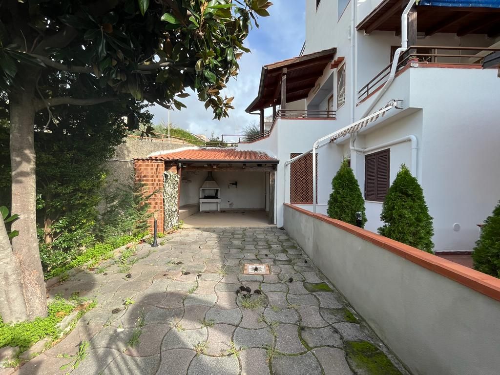 Appartement à Scalea, Italie, 100 m² - image 9