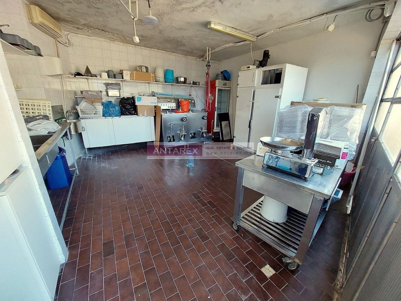 Villa in Herceg-Novi, Montenegro, 57 m² - picture 4