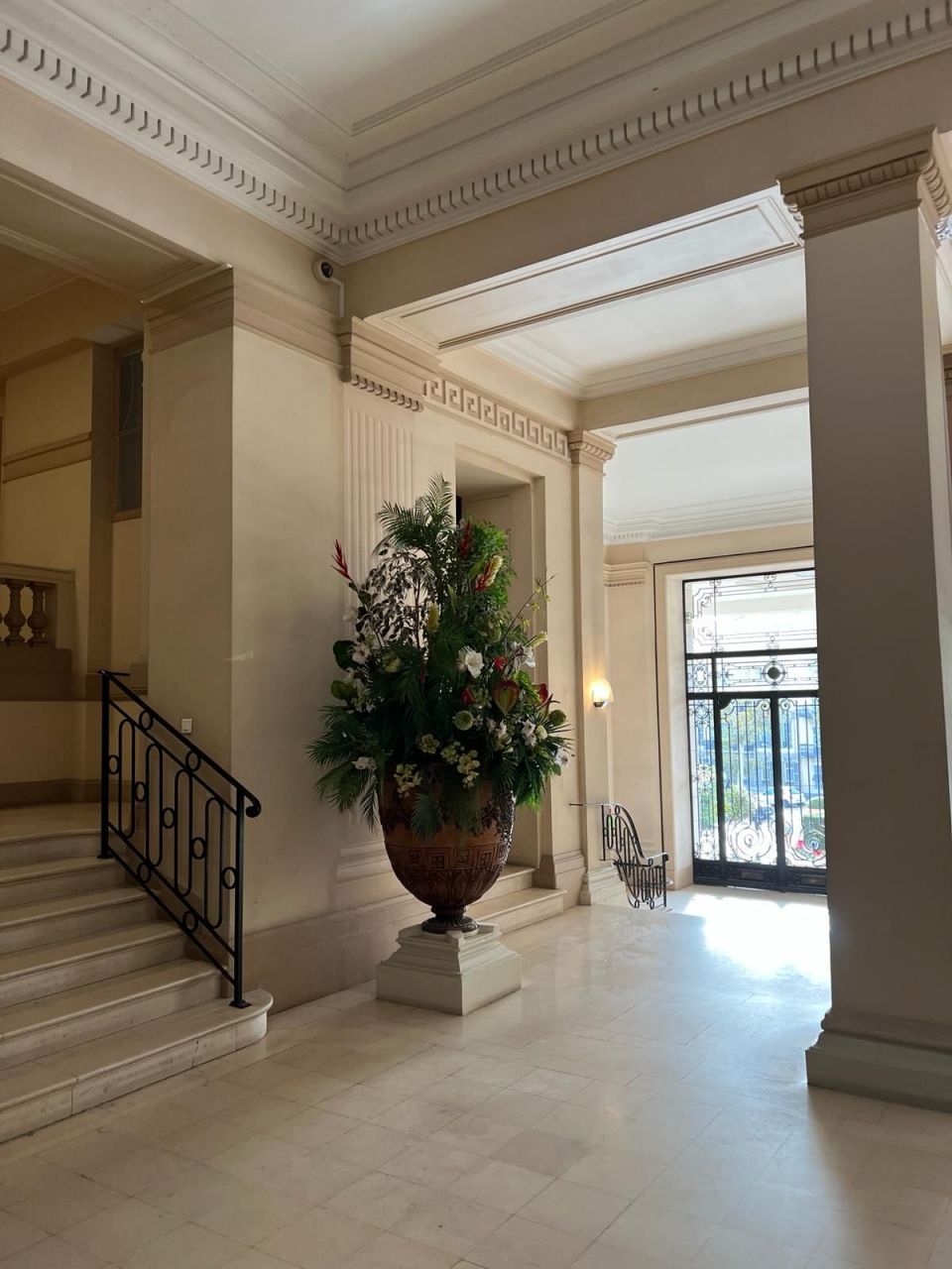 Flat in Nice, France, 55 m² - picture 3