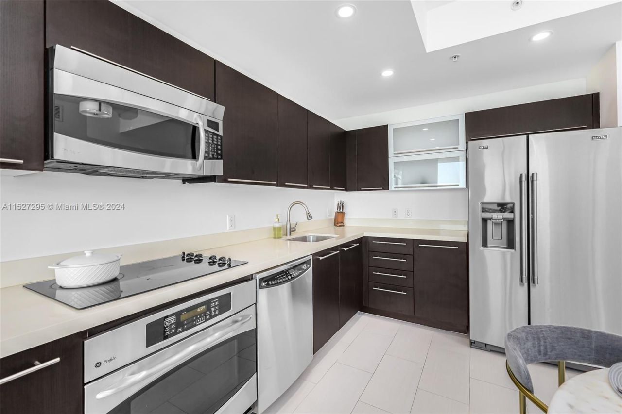 Appartamento a Miami, USA, 1 000 m² - foto 4