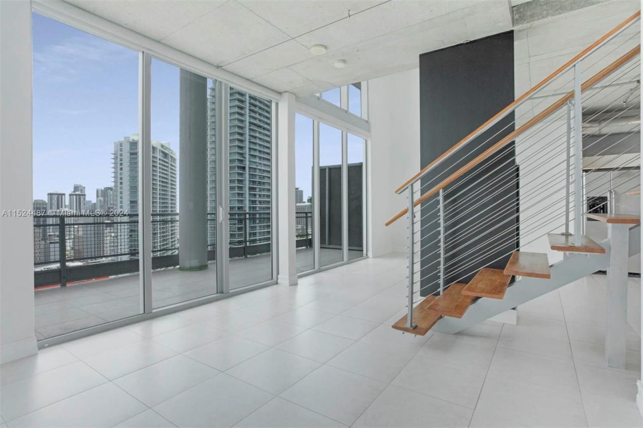 Loft in Miami, USA, 120 m² - picture 11