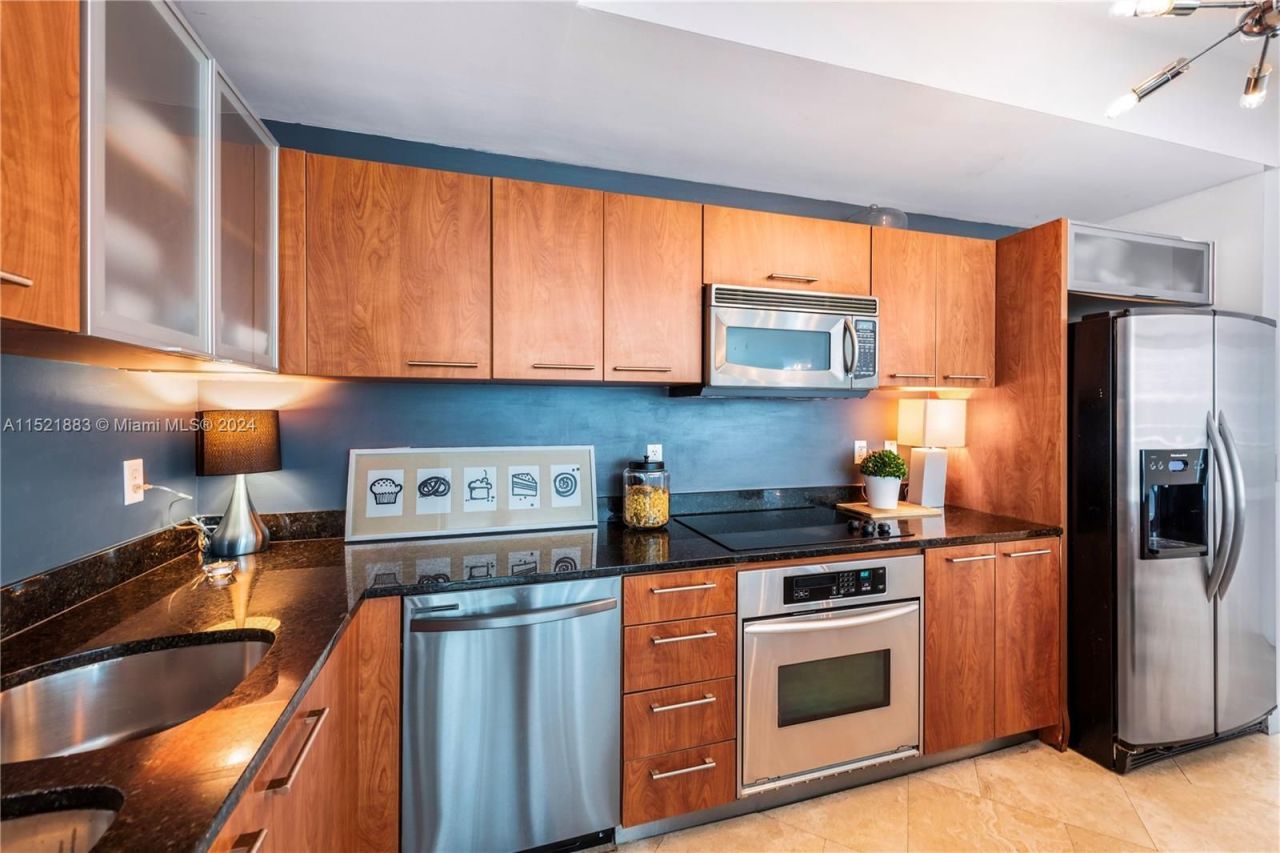 Piso en Miami, Estados Unidos, 130 m² - imagen 6