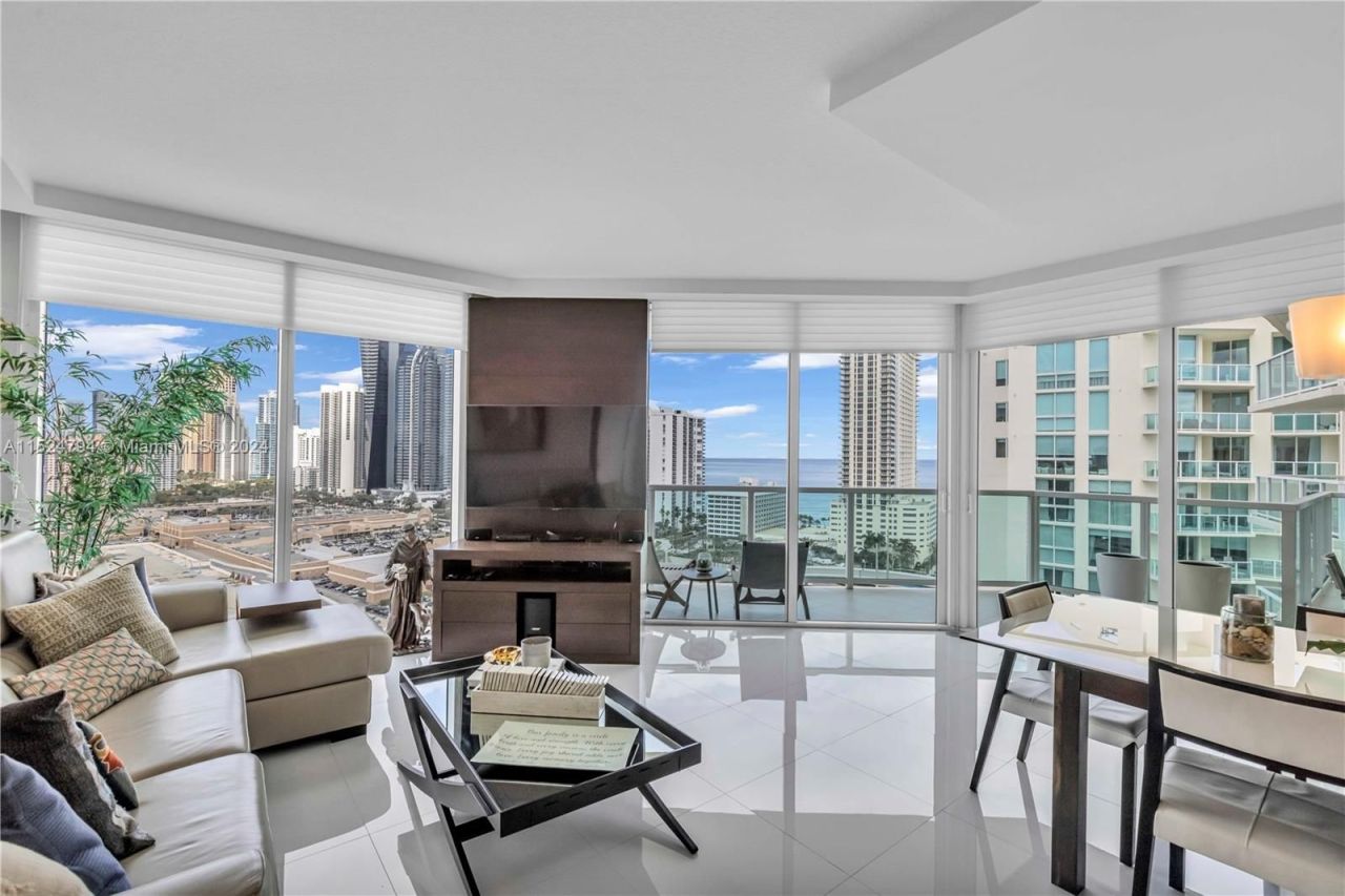 Appartement à Miami, États-Unis, 135 m² - image 1