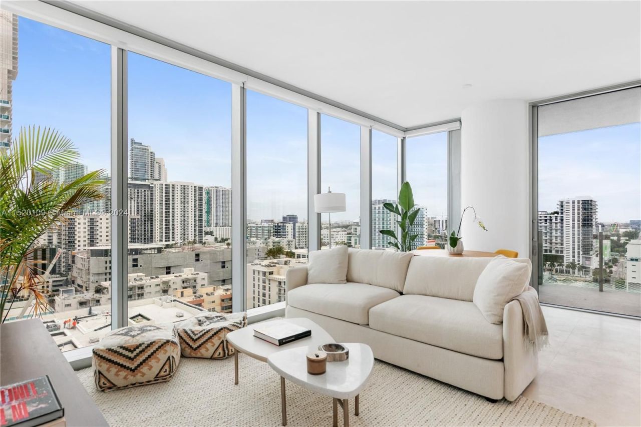 Piso en Miami, Estados Unidos, 100 m² - imagen 2