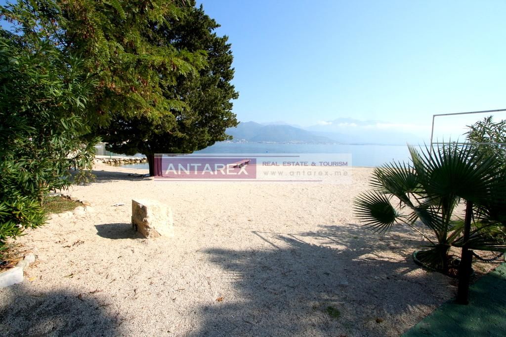 Villa a Baošići, Montenegro, 200 m² - foto 13