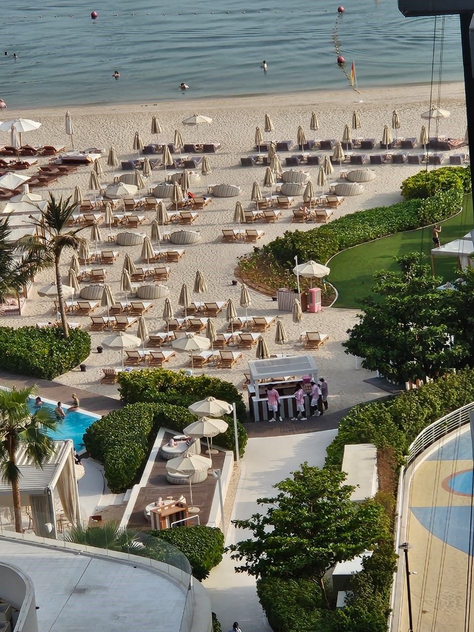 Apartment in Dubai, UAE, 42 m² - picture 3