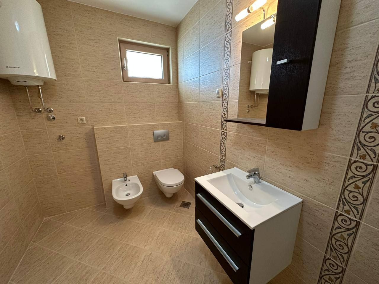 Piso en Budva, Montenegro, 106 m² - imagen 8