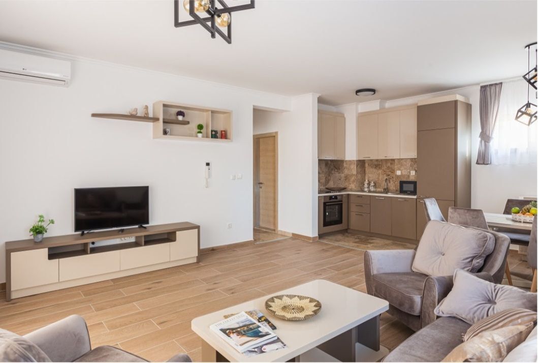 Wohnung in Budva, Montenegro, 87 m² - Foto 2