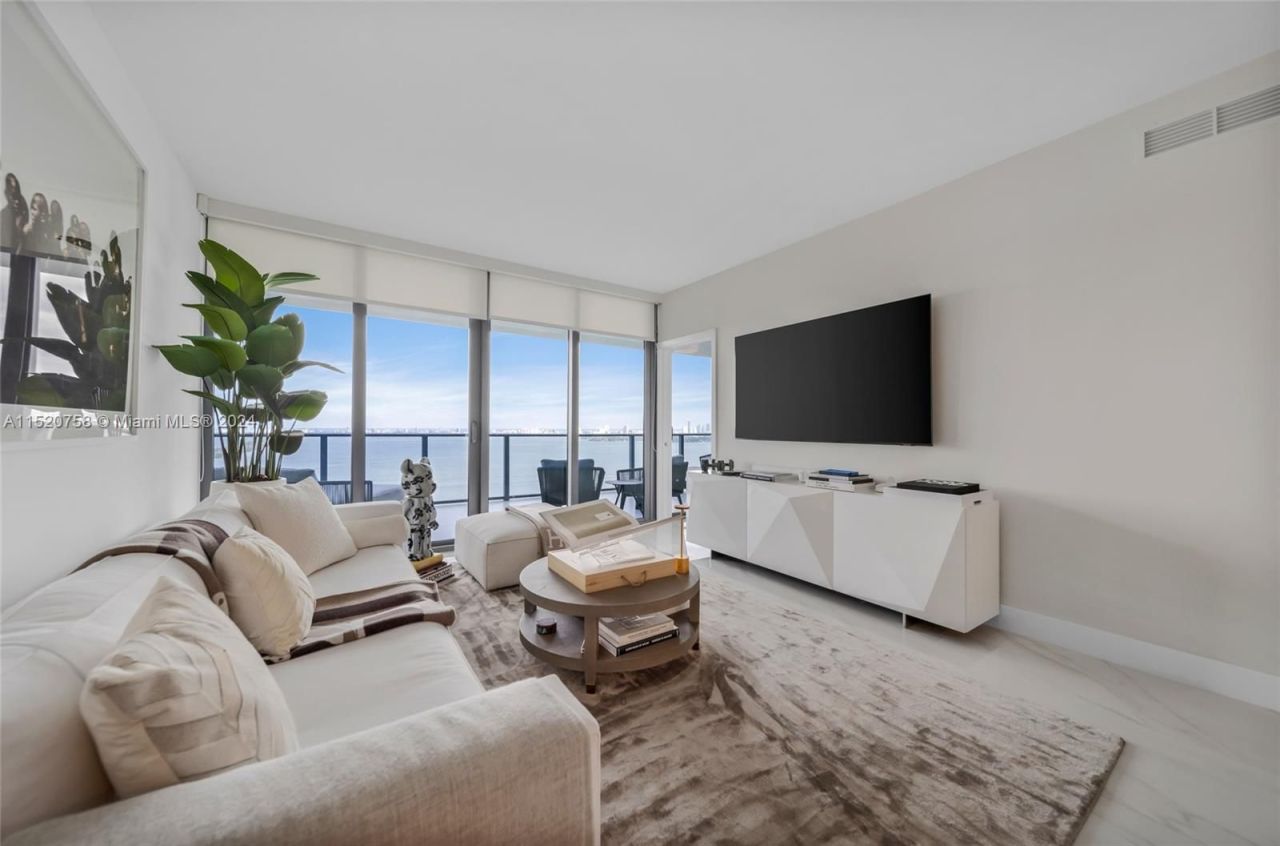 Flat in Miami, USA, 100 m² - picture 6