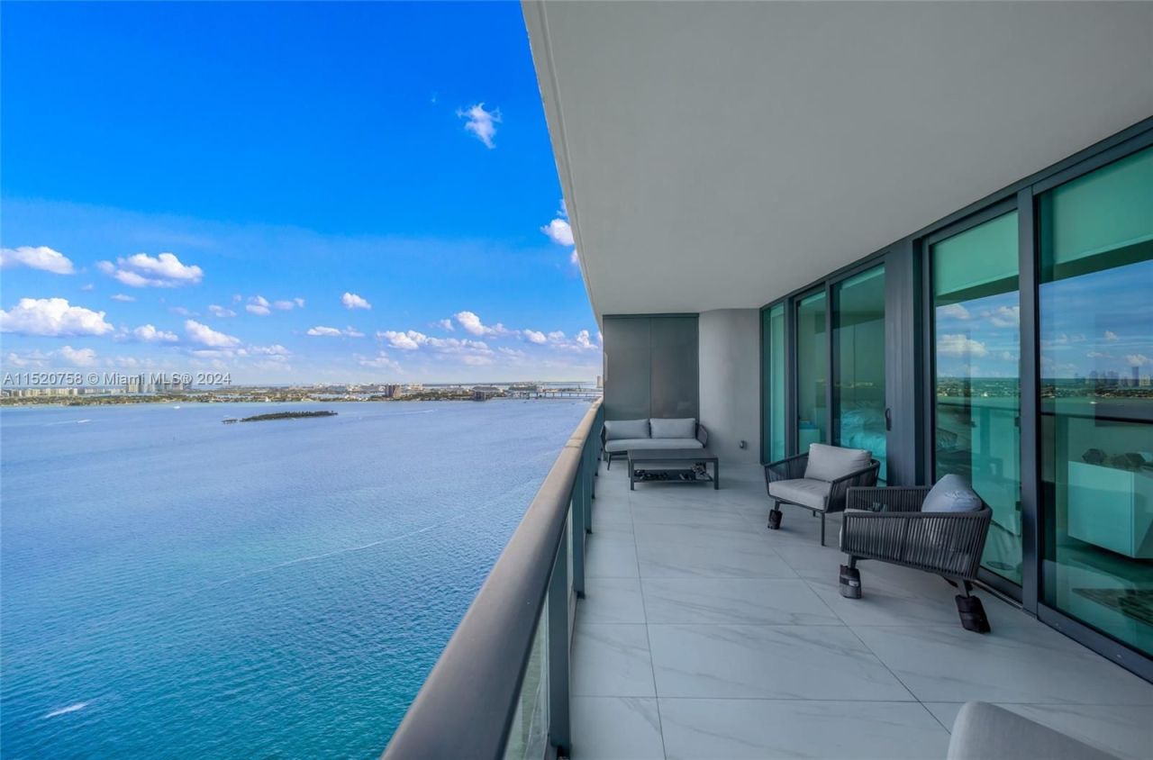 Flat in Miami, USA, 100 m² - picture 13