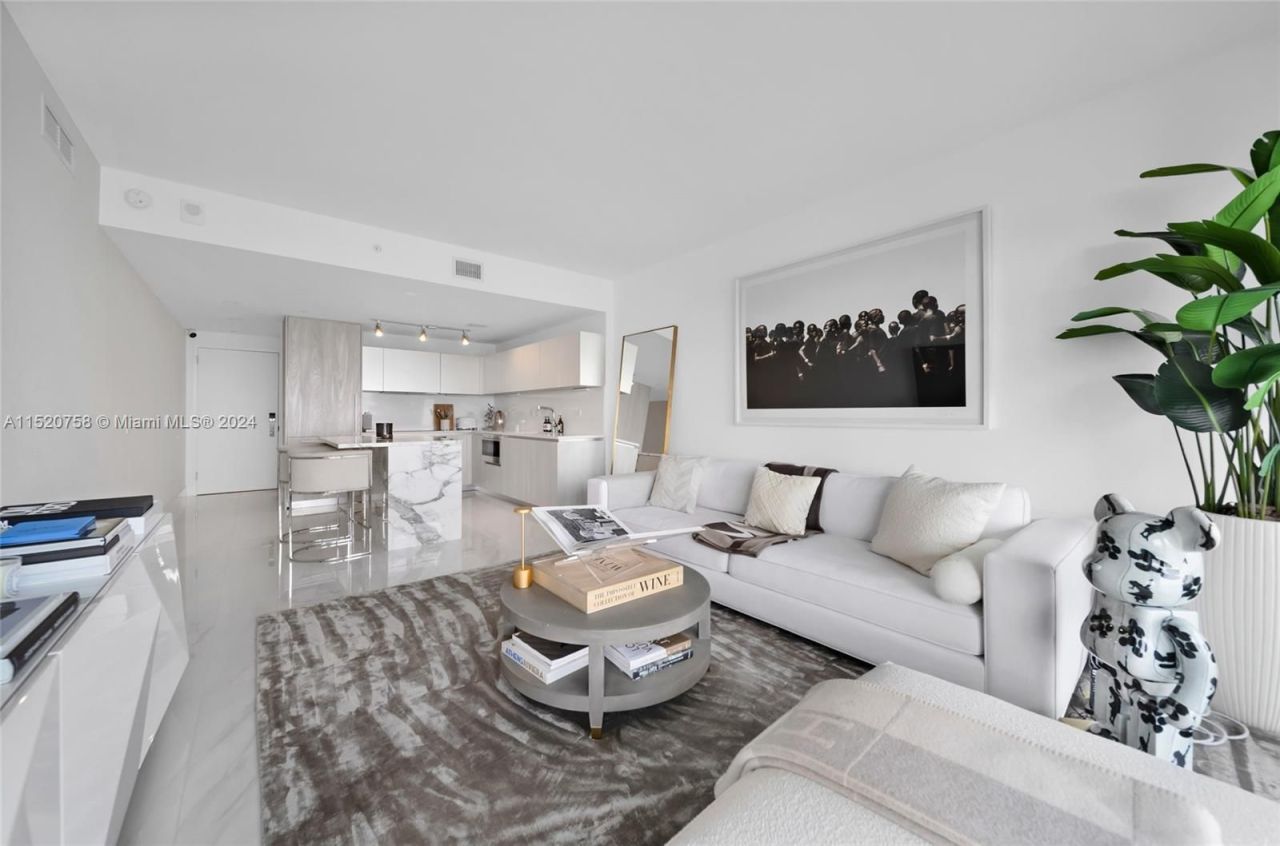 Flat in Miami, USA, 100 m² - picture 7