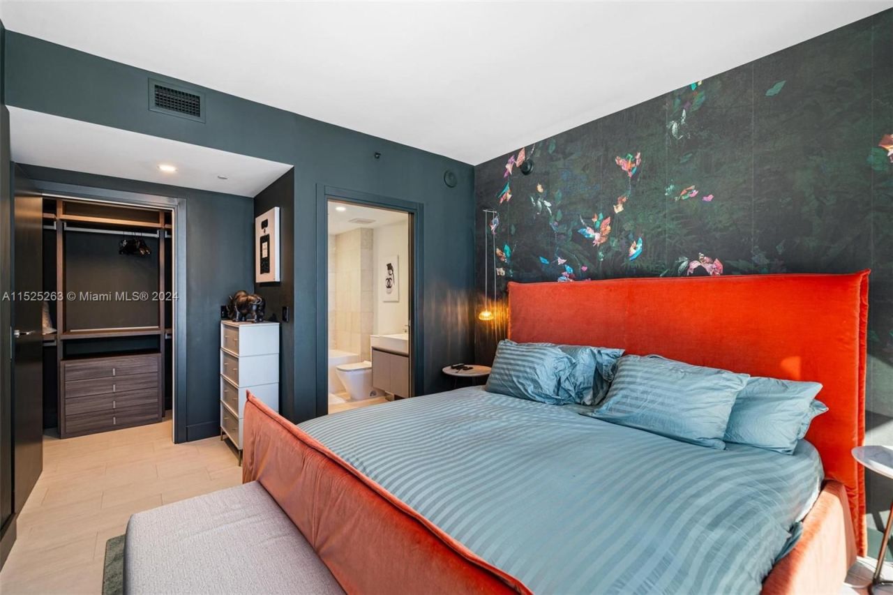 Flat in Miami, USA, 120 m² - picture 9