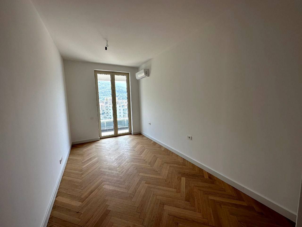 Flat in Budva, Montenegro, 140 m² - picture 4