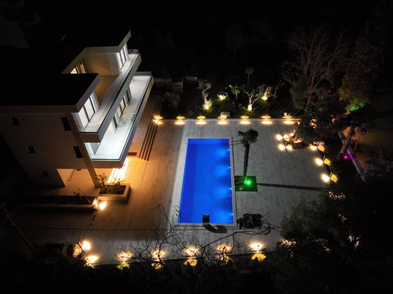 Villa in Bar, Montenegro, 450 m² - Foto 4