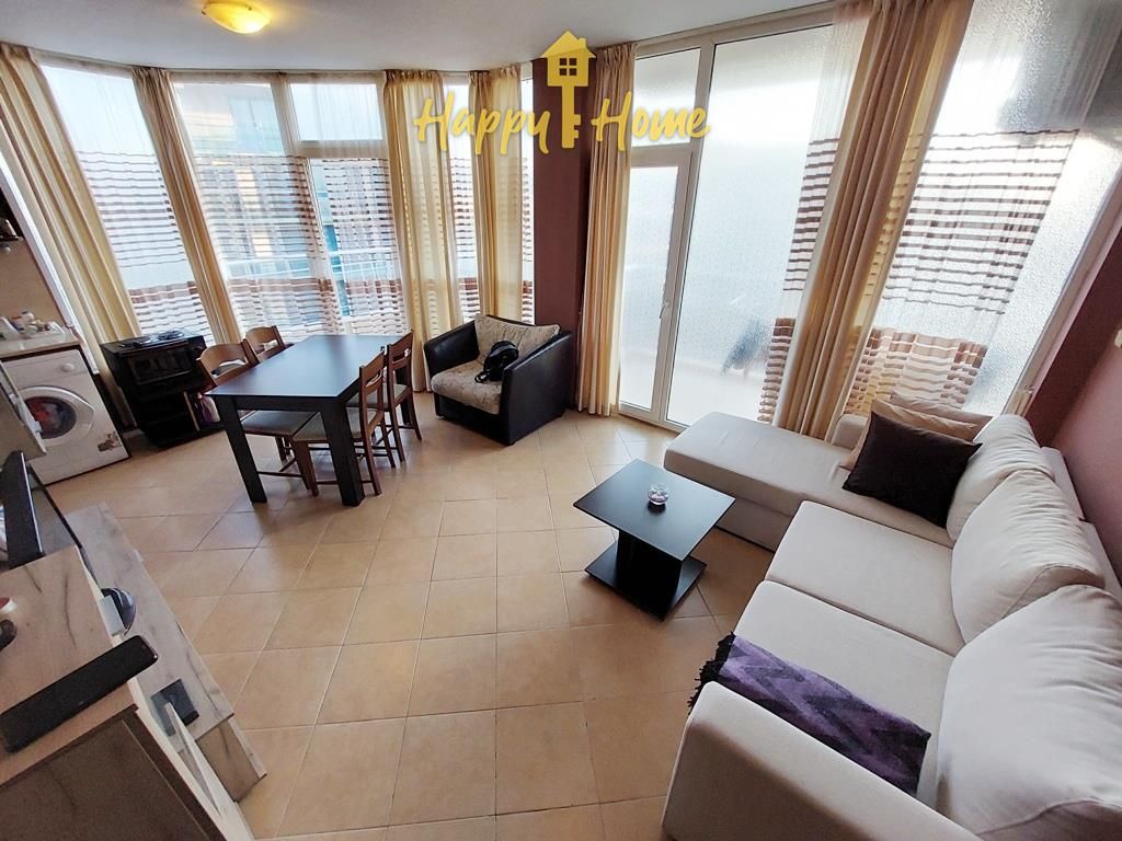 Appartement à Slantchev Briag, Bulgarie, 64 m² - image 1