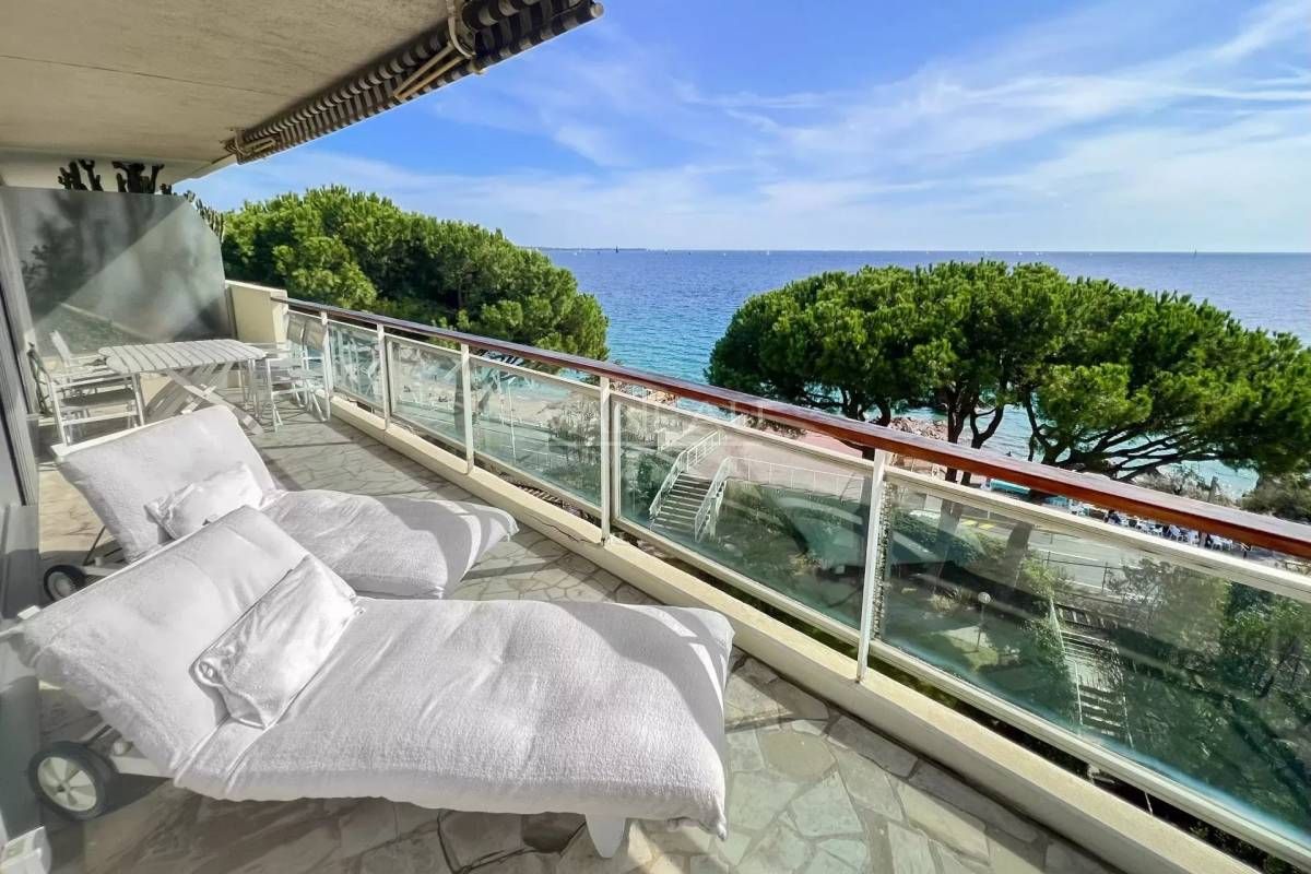 Apartamento en Cannes, Francia, 107 m² - imagen 1