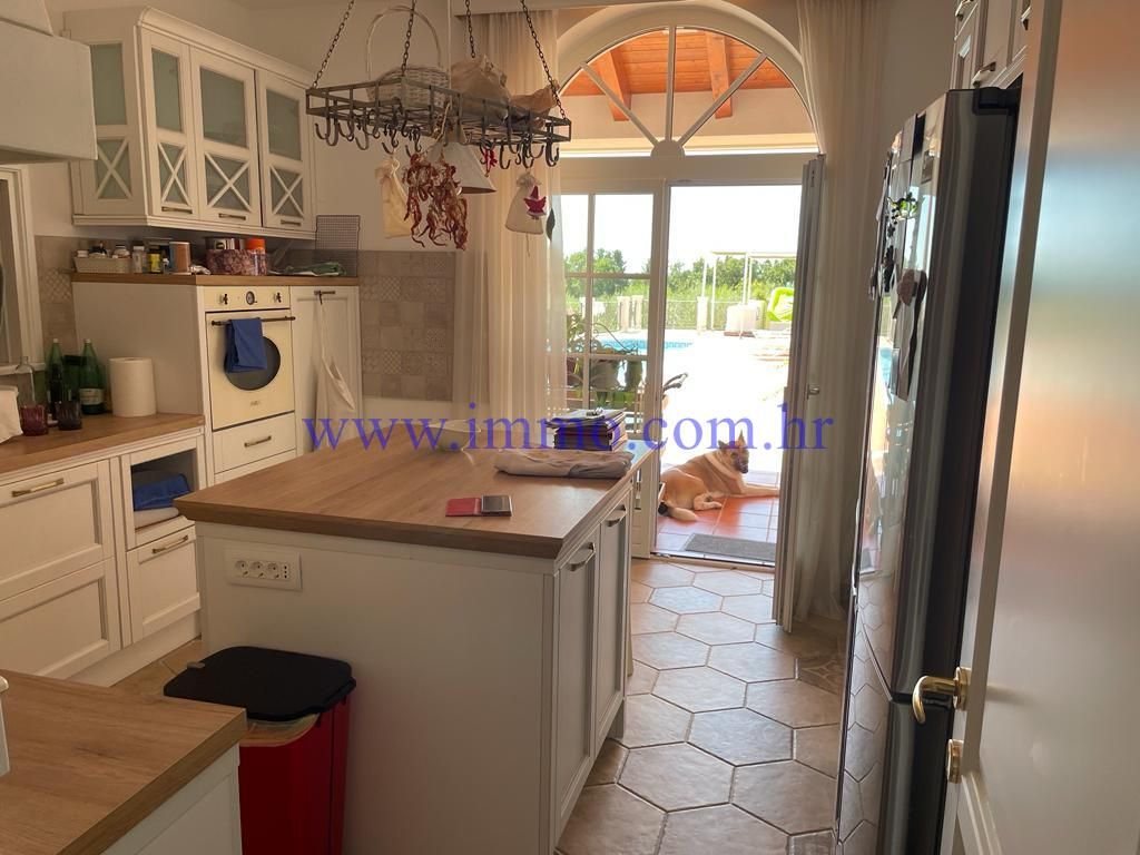 Landgut in Split, Kroatien, 1 000 m² - Foto 5