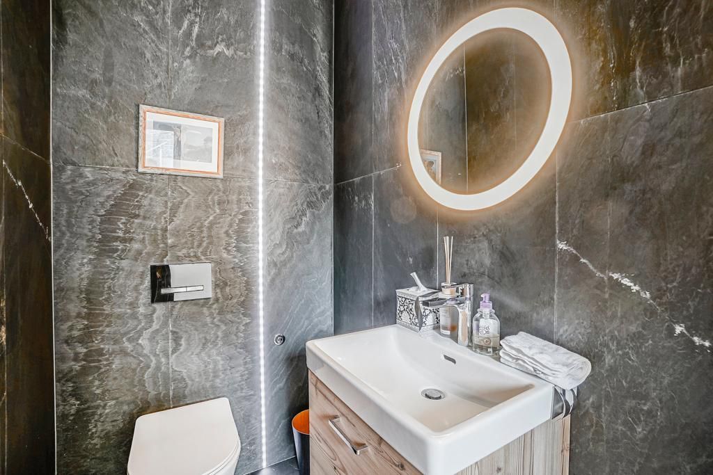 Maison à Montreux, Suisse, 360 m² - image 9