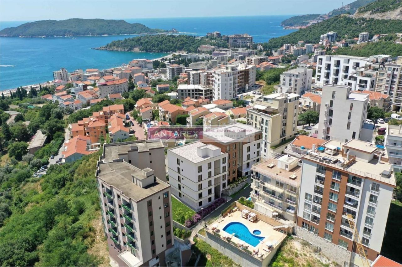 Apartamento en Becici, Montenegro, 43 m² - imagen 1