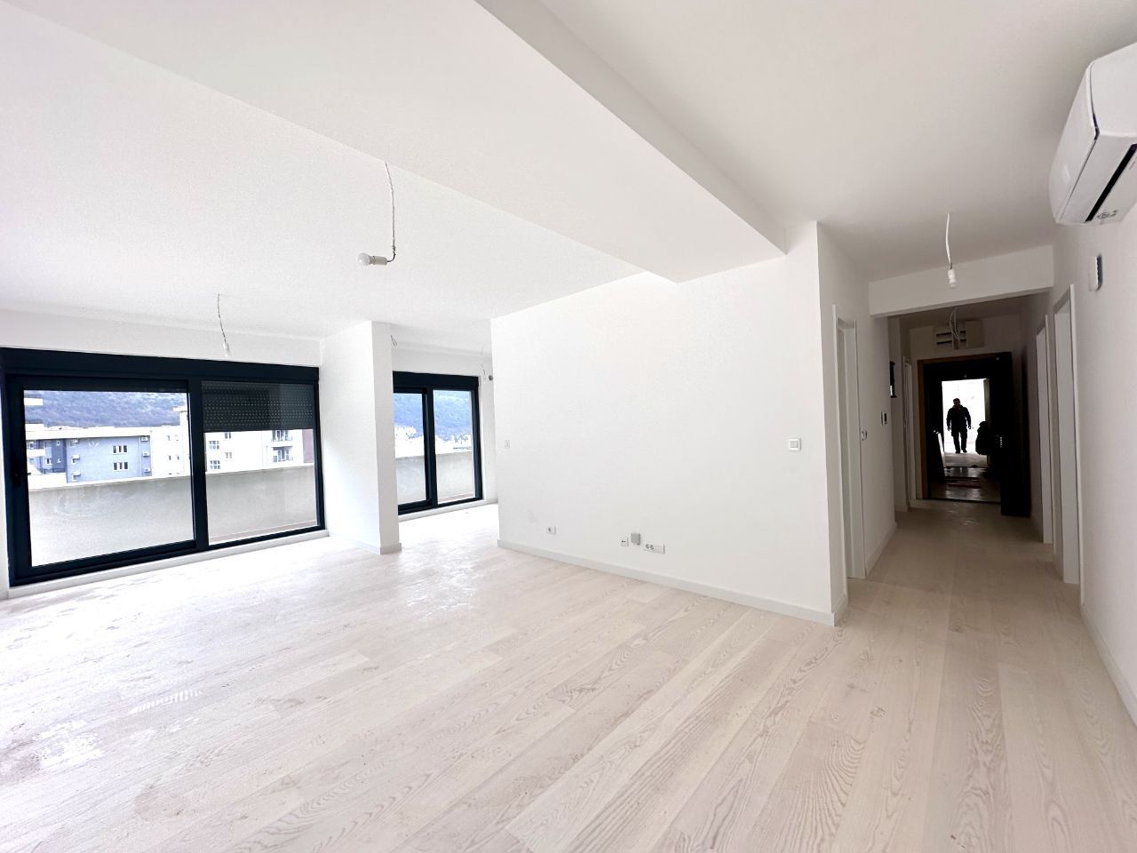 Wohnung in Budva, Montenegro, 77 m² - Foto 1