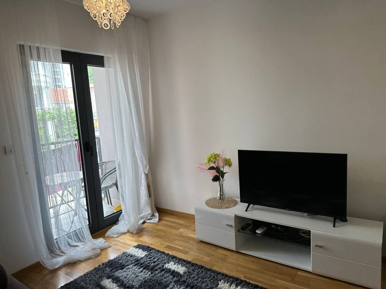 Piso en Budva, Montenegro, 45 m² - imagen 2