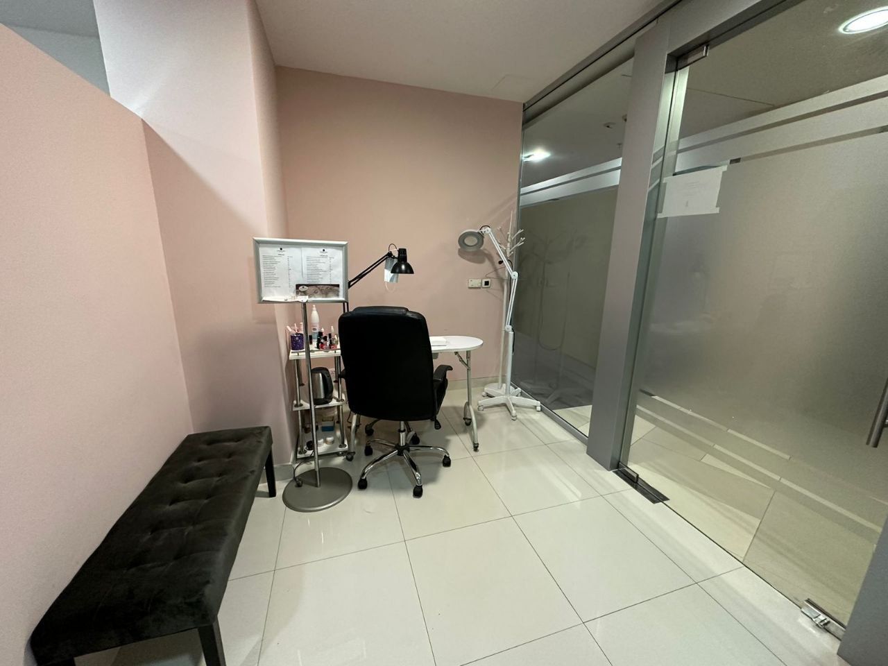 Ufficio a Budva, Montenegro, 37 m² - foto 2