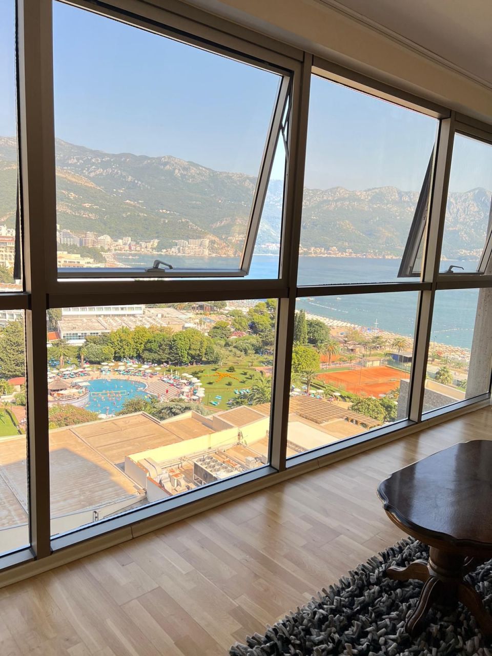 Piso en Budva, Montenegro, 78 m² - imagen 1