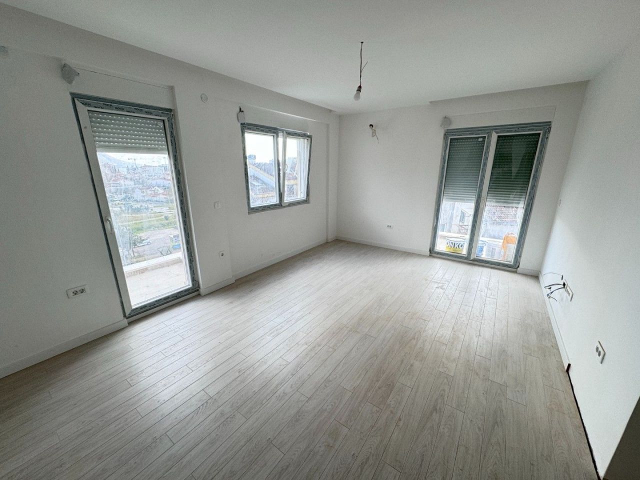 Wohnung in Budva, Montenegro, 60 m² - Foto 1