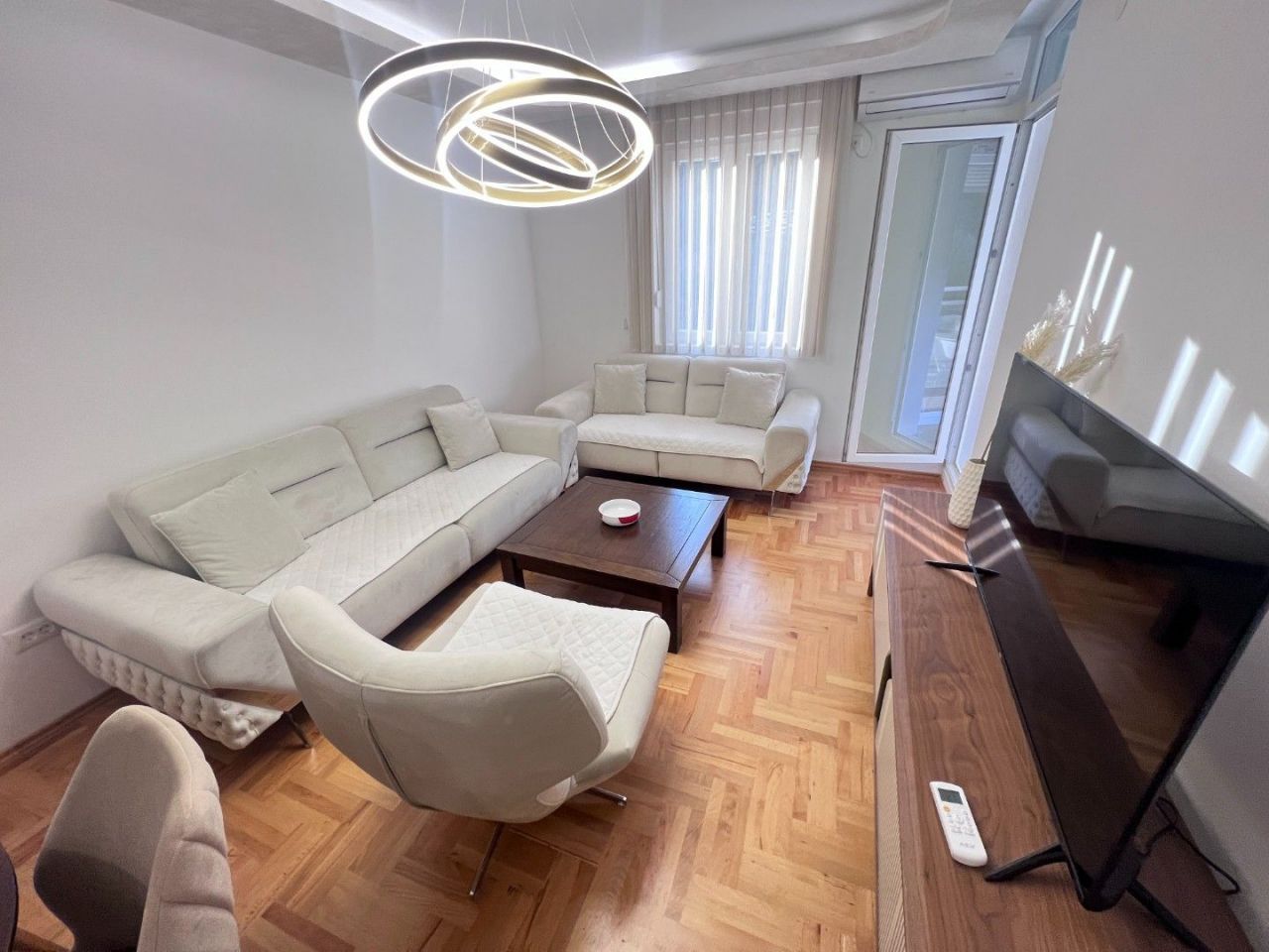 Appartement à Budva, Monténégro, 77 m² - image 1