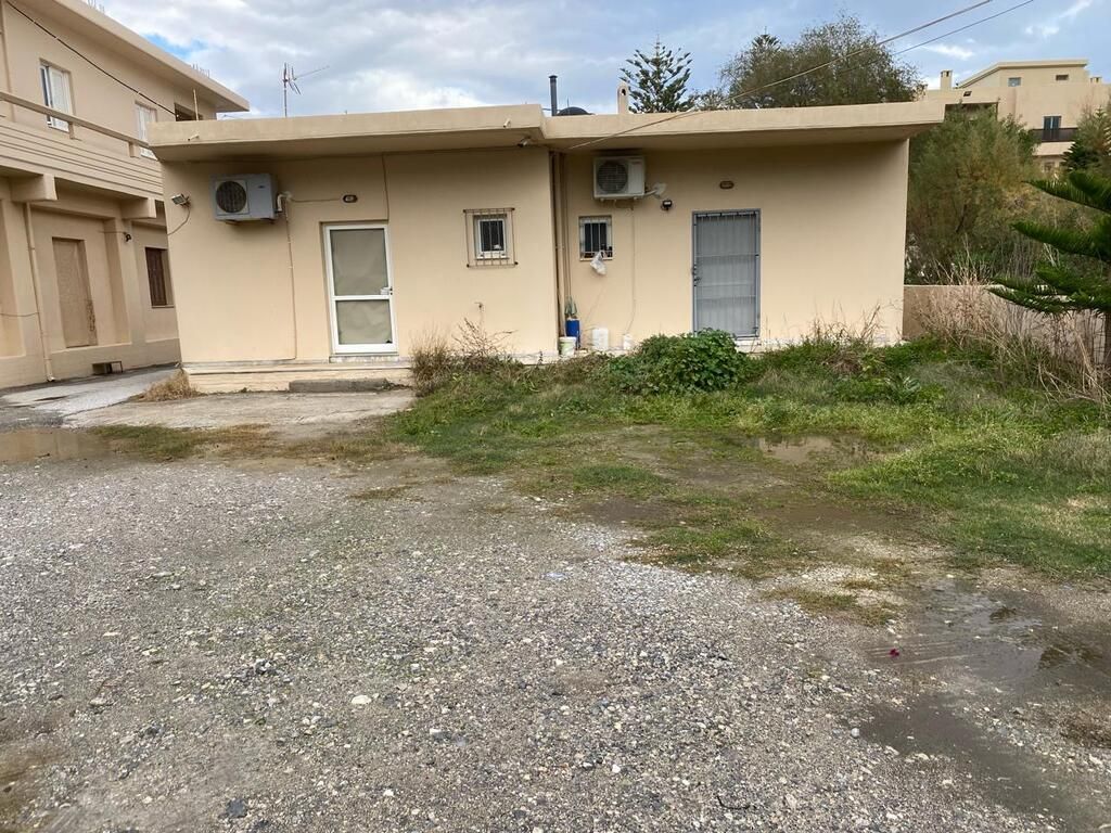 Land in Heraklion, Greece, 2 754 m² - picture 4