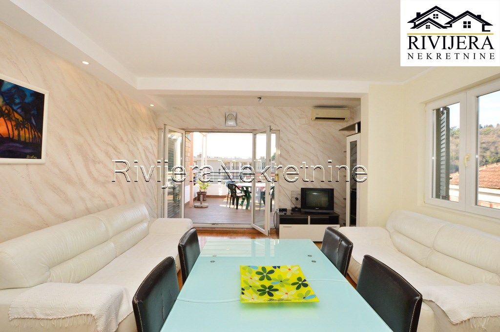 Piso en Herceg-Novi, Montenegro, 74 m² - imagen 3