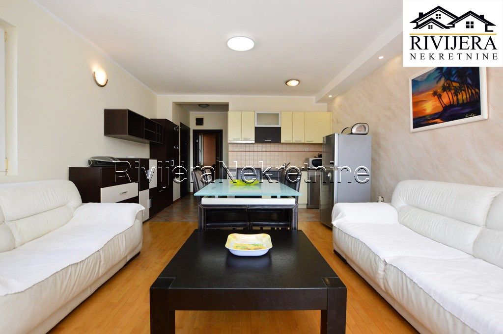 Piso en Herceg-Novi, Montenegro, 74 m² - imagen 6