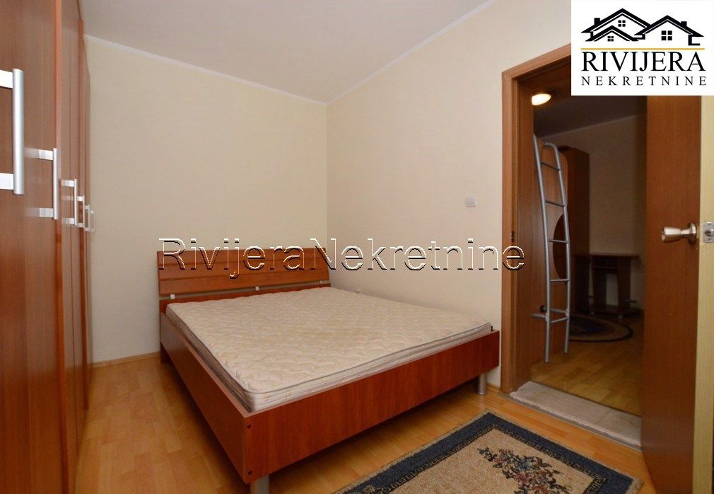 Piso en Herceg-Novi, Montenegro, 74 m² - imagen 11