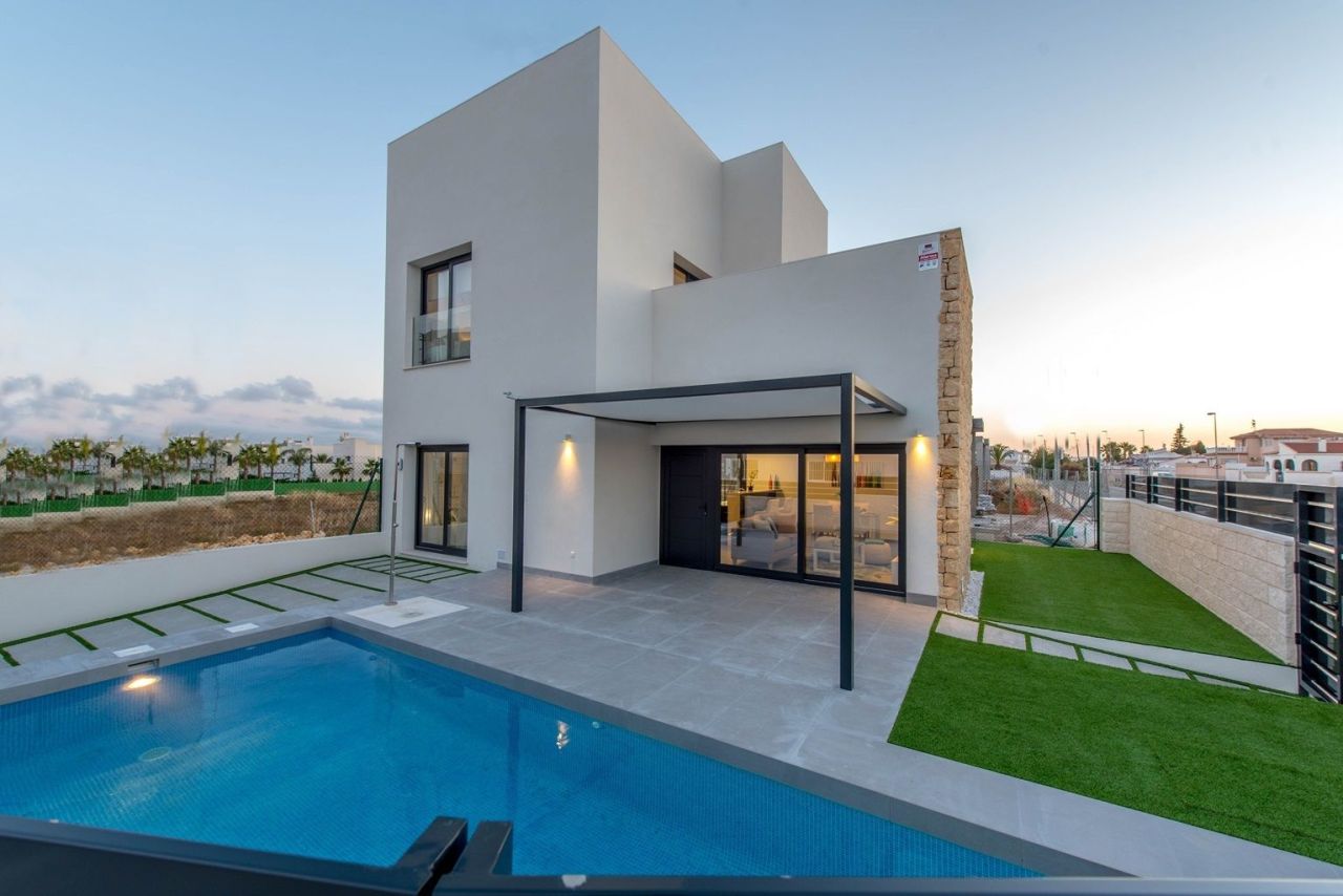 Casa en la Costa Blanca, España, 101 m² - imagen 1