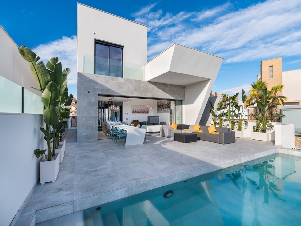 Haus in Costa Blanca, Spanien, 252 m² - Foto 1