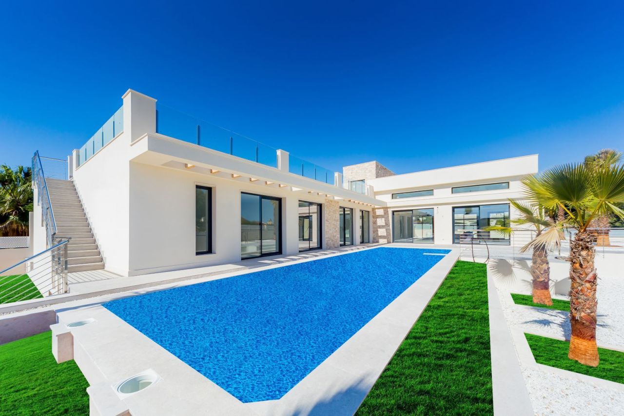 Haus in Costa Blanca, Spanien, 285 m² - Foto 1